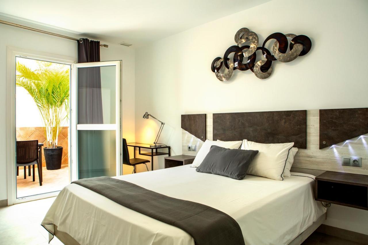 Apartamentos Aponiente Conil De La Frontera Exteriör bild