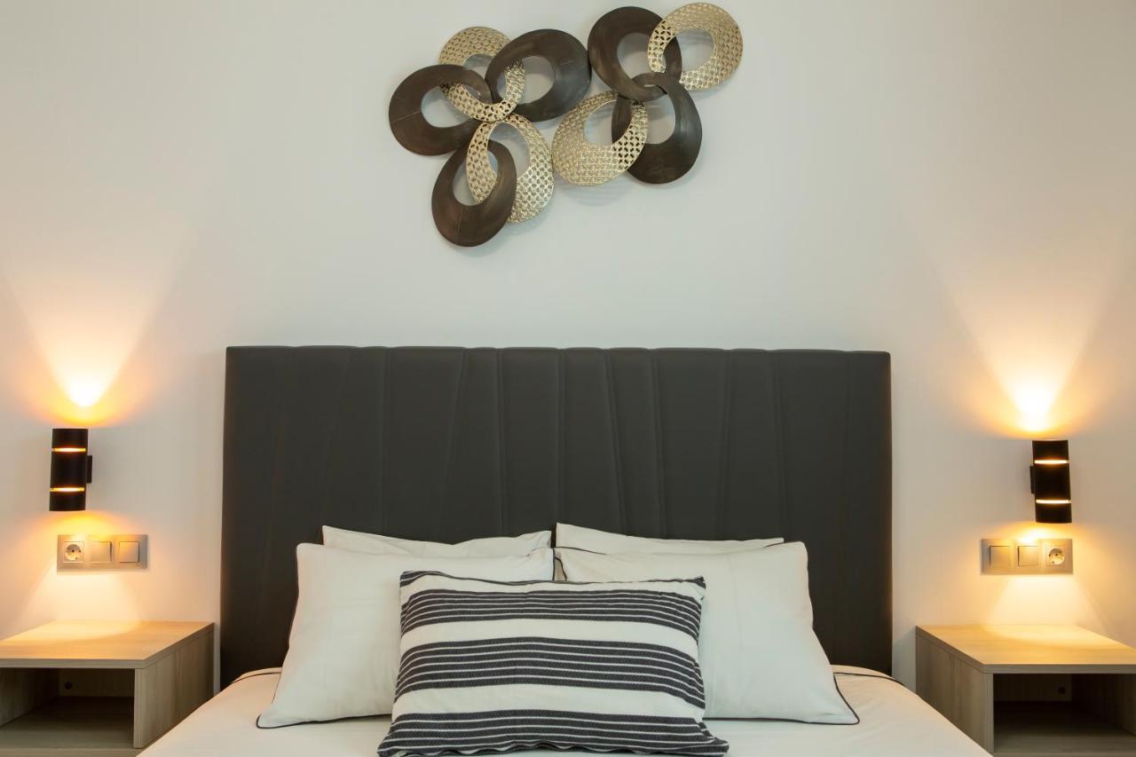 Apartamentos Aponiente Conil De La Frontera Exteriör bild