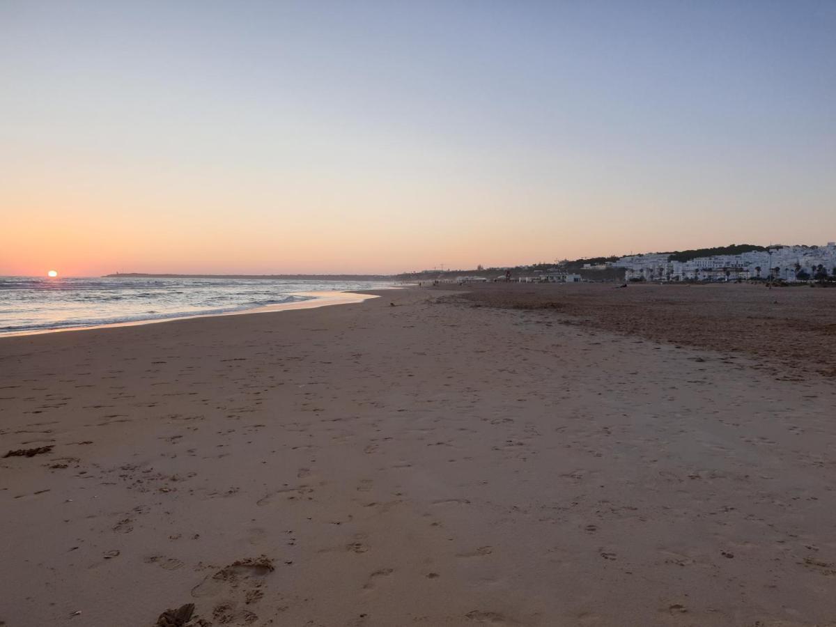 Apartamentos Aponiente Conil De La Frontera Exteriör bild